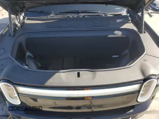 2023 Rivian R1S Adventure z VIN 7PDSGABA3PN025254, wystawiony jako Copart lot #53902505 z przebiegiem 15 570 mil mil oraz Szkody całkowita. Historia ofert i sprzedaży dostępna na DreamBid. Obrazek 12.