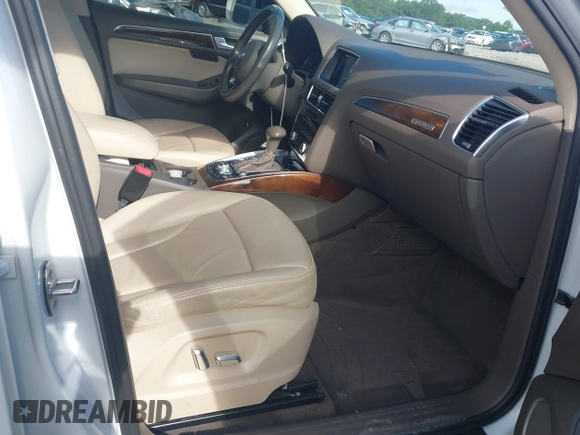 2015 Audi Q5 Prestige with VIN WA1VMAFP7FA101084, listed as a IAAI auction lot 42512810 with 140,000 mi miles and . Bid and sale history available at DreamBid. Image 5.