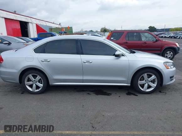 2012 Volkswagen Passat SE with VIN 1VWBP7A36CC005354, listed as a IAAI auction lot 41926270 with 155,493 mi miles. Bid and sale history available at carsss.com. Image 13.