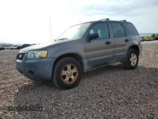 2006 Ford Escape XLT with VIN 1FMYU03176KA06446, listed as a Copart auction lot 50812755 with 181,076 mi miles and Salvage Title. Bid and sale history available at carsss.com. Image 1.