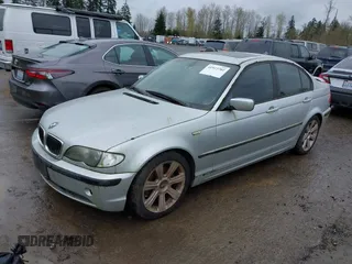 2003 BMW 3 Series 325i with VIN WBAEV33423KL83422, listed as a IAAI auction lot 41923702 with 160,043 mi miles and . Bid and sale history available at DreamBid. Image 2.
