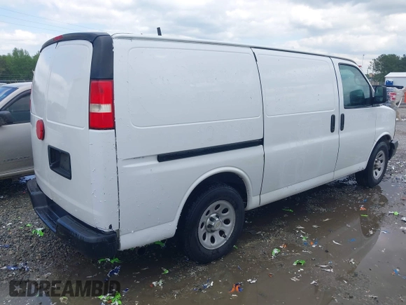 2013 Chevrolet Express Cargo Van with VIN 1GCSGAFX5D1173625, listed as a IAAI auction lot 41925806 with 365,298 mi miles. Bid and sale history available at carsss.com. Image 4.