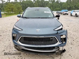 2024 Buick Encore GX Sport Touring с VIN KL4AMDSL8RB002310, выставлен на аукционе Copart как лот 60415925 с пробегом 8 828 миль миль и Чистый • Clean title. История ставок и продаж доступна на DreamBid. Изображение 5.