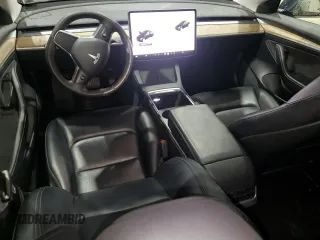 2023 Tesla Model 3 z VIN 5YJ3E1EA4PF451241, wystawiony jako Copart lot #61045835 z przebiegiem 69 738 mil mil oraz Czysty tytuł • Clean title. Historia ofert i sprzedaży dostępna na DreamBid. Obrazek 8.