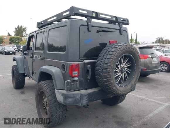 2016 Jeep Wrangler Unlimited Sport с VIN 1C4BJWDG7GL215562, выставлен на аукционе IAAI как лот 42425994 с пробегом 81 895 миль миль и . История ставок и продаж доступна на DreamBid. Изображение 3.