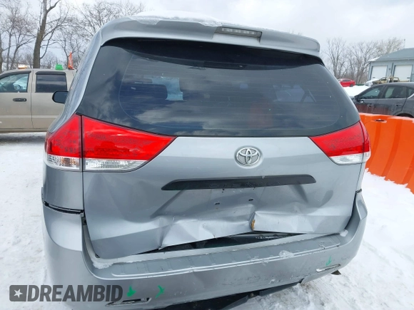 2012 Toyota Sienna with VIN 5TDZK3DC6CS277471, listed as a IAAI auction lot 41326894 with 0 mi miles. Bid and sale history available at carsss.com. Image 16.