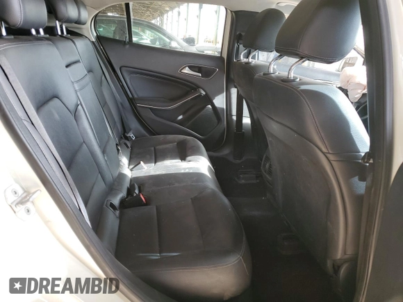 2015 Mercedes-Benz GLA 250 z VIN WDCTG4EB0FJ162587, wystawiony jako Copart lot #51152635 z przebiegiem 135 659 mil mil oraz Szkoda całkowita • Salvage title. Historia ofert i sprzedaży dostępna na DreamBid. Obrazek 11.