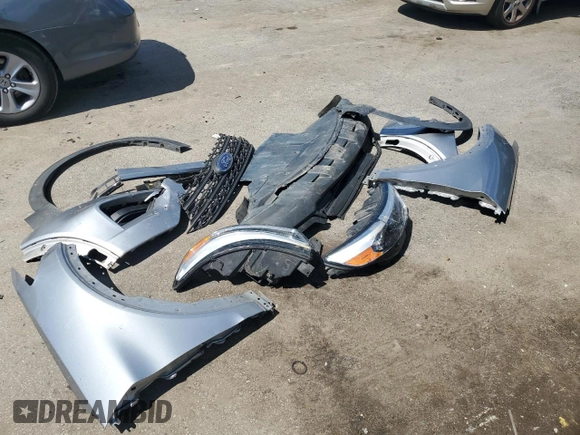 2021 Ford Explorer z VIN 1FMSK7BH3MGA32478, wystawiony jako Copart lot #61994974 z przebiegiem 84 160 mil mil oraz Szkoda całkowita • Salvage title. Historia ofert i sprzedaży dostępna na DreamBid. Obrazek 13.