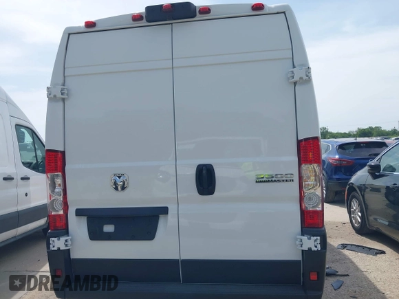 2025 Ram ProMaster Cargo with VIN 3C6MRVHG0SE545736, listed as a IAAI auction lot 42022112 with 683 mi miles and . Bid and sale history available at DreamBid. Image 16.
