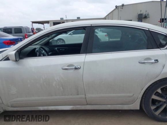 2017 Nissan Altima SV with VIN 1N4AL3AP2HC496668, listed as a IAAI auction lot 41700165 with 116,747 mi miles and . Bid and sale history available at carsss.com. Image 14.