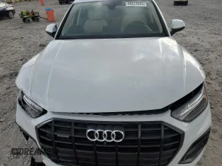 2024 Audi Q5 Premium Plus z VIN WA1BBAFY8R2131498, wystawiony jako Copart lot #44317935 z przebiegiem Nie podano mil oraz Szkoda całkowita • Salvage title. Historia ofert i sprzedaży dostępna na DreamBid. Obrazek 12.