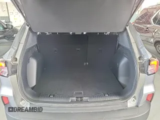 2022 Ford Escape SE with VIN 1FMCU9G63NUB33010, listed as a IAAI auction lot 42587477 with 58,746 mi miles and . Bid and sale history available at DreamBid. Image 1.