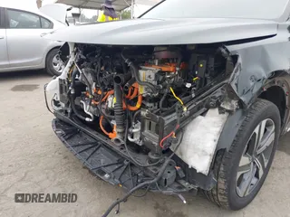 2024 Kia Sorento SX Prestige with VIN KNDRKDLGXR5247947, listed as a IAAI auction lot 42477877 with 39,120 mi miles and . Bid and sale history available at DreamBid. Image 6.