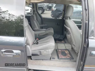 2007 Dodge Grand Caravan SXT z VIN 2D4GP44L67R109801, wystawiony jako IAAI lot #42324408 z przebiegiem 243 567 mil mil oraz . Historia ofert i sprzedaży dostępna na DreamBid. Obrazek 8.