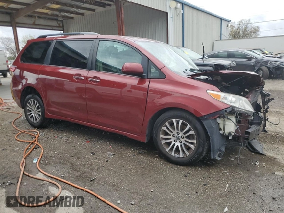 2018 Toyota Sienna XLE Auto Access Seat with VIN 5TDYZ3DC4JS915964, listed as a Copart auction lot 45853275 with 92,614 mi miles and Non repairable. Bid and sale history available at DreamBid. Image 4.