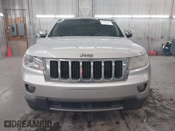 2012 Jeep Grand Cherokee Limited with VIN 1C4RJEBT0CC206480, listed as a IAAI auction lot 41902135 with 182,988 mi miles. Bid and sale history available at carsss.com. Image 12.