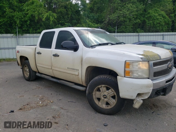 2011 Chevrolet Silverado 1500 LT with VIN 3GCPKSE35BG298230, listed as a Copart auction lot 53154235 with 371,347 mi miles and Salvage Title. Bid and sale history available at DreamBid. Image 4.