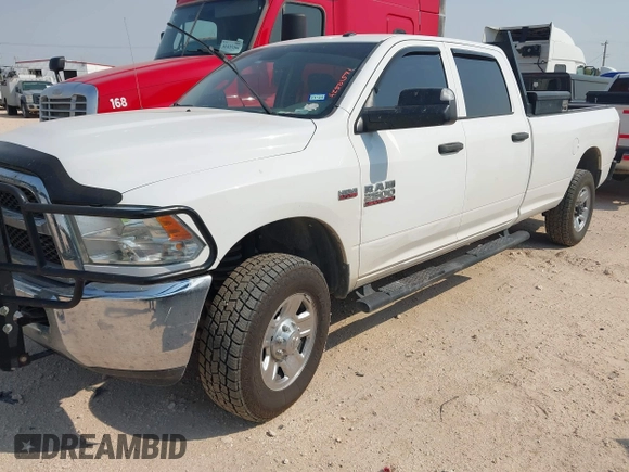 2017 Ram 2500 Tradesman с VIN 3C6TR5HT3HG554310, выставлен на аукционе IAAI как лот 42501591 с пробегом 226 721 миль миль и . История ставок и продаж доступна на DreamBid. Изображение 16.