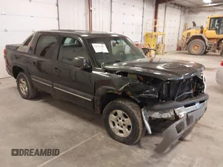 2003 Chevrolet Avalanche with VIN 3GNEC13T33G258707, listed as a IAAI auction lot 41911535 with 222,046 mi miles and . Bid and sale history available at DreamBid. Image 1.