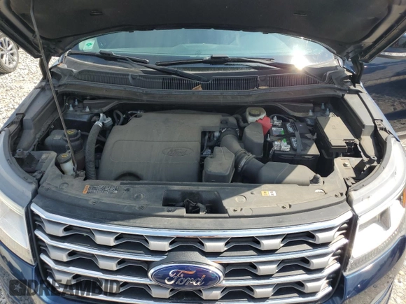 2017 Ford Explorer XLT z VIN 1FM5K8D81HGD02295, wystawiony jako Copart lot #62638805 z przebiegiem 83 614 mil mil oraz Czysty tytuł • Clean title. Historia ofert i sprzedaży dostępna na DreamBid. Obrazek 12.