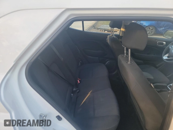 2024 Hyundai Venue SE with VIN KMHRB8A3XRU288751, listed as a Copart auction lot 88154795 with 9,233 mi miles and Clean Title. Bid and sale history available at DreamBid. Image 6.
