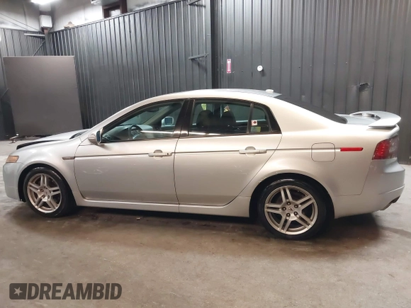 2007 Acura TL with VIN 19UUA66227A047241, listed as a IAAI auction lot 41978152 with 220,030 mi miles. Bid and sale history available at carsss.com. Image 14.