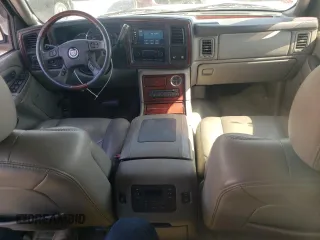 2005 Cadillac Escalade z VIN 1GYEK63N75R268714, wystawiony jako Copart lot #49285765 z przebiegiem 266 707 mil mil oraz Szkoda całkowita • Salvage title. Historia ofert i sprzedaży dostępna na DreamBid. Obrazek 8.