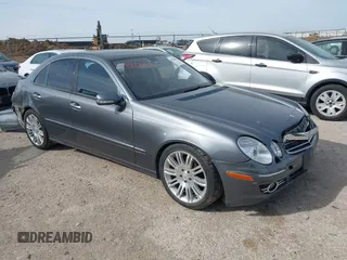 2008 Mercedes-Benz E-Class Luxury 3.5L with VIN WDBUF56X68B220680, listed as a IAAI auction lot 41816698 with 221,219 mi miles. Bid and sale history available at carsss.com. Image 1.