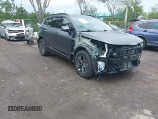 2023 Kia Sportage SX-Prestige with VIN KNDPXCAG7P7071365, listed as a IAAI auction lot 42247639 with 21,509 mi miles and . Bid and sale history available at DreamBid. Image 1.