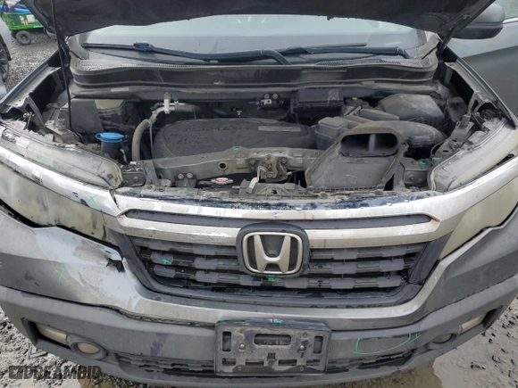 2017 Honda Ridgeline RTL-T with VIN 5FPYK3F69HB025784, listed as a Copart auction lot 48189915 with 164,176 mi miles and Salvage Title. Bid and sale history available at carsss.com. Image 11.