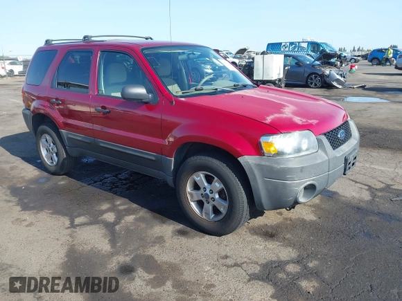2006 Ford Escape XLT with VIN 1FMYU03106KB20126, listed as a IAAI auction lot 42565637 with 188,564 mi miles and . Bid and sale history available at DreamBid. Image 1.