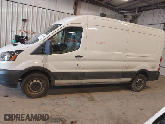 2018 Ford Transit with VIN 1FTBW2CM3JKA27829, listed as a IAAI auction lot 41989093 with 148,187 mi miles. Bid and sale history available at carsss.com. Image 14.
