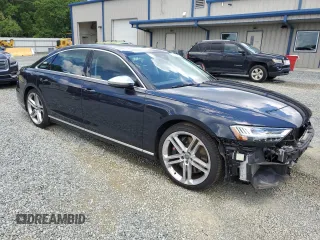 2020 Audi S8 z VIN WAU8SAF87LN001957, wystawiony jako Copart lot #56478595 z przebiegiem 29 148 mil mil oraz Szkody całkowita. Historia ofert i sprzedaży dostępna na DreamBid. Obrazek 4.