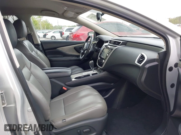 2018 Nissan Murano SL z VIN 5N1AZ2MG8JN124465, wystawiony jako IAAI lot #41633799 z przebiegiem 70 691 mil mil oraz . Historia ofert i sprzedaży dostępna na DreamBid. Obrazek 5.