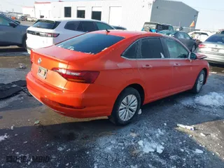 2019 Volkswagen Jetta S with VIN 3VWN57BUXKM236233, listed as a IAAI auction lot 41488746 with 42,198 mi miles. Bid and sale history available at carsss.com. Image 4.