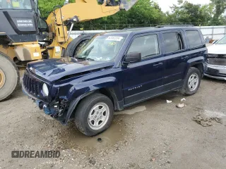 2014 Jeep Patriot Sport with VIN 1C4NJPBB5ED900449, listed as a Copart auction lot 62082334 with Not Provided miles and Salvage Title. Bid and sale history available at carsss.com. Image 1.