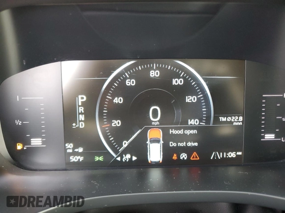 2018 Volvo XC60 Momentum with VIN LYV102RK3JB109951, listed as a Copart auction lot 81934264 with 96,916 mi miles and Salvage Title. Bid and sale history available at carsss.com. Image 9.