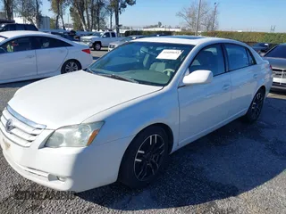 2005 Toyota Avalon XL with VIN 4T1BK36B55U020625, listed as a IAAI auction lot 41609693 with 150,975 mi miles and . Bid and sale history available at DreamBid. Image 16.