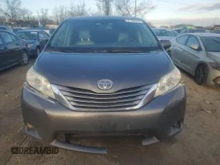2015 Toyota Sienna XLE with VIN 5TDYK3DC2FS573393, listed as a Copart auction lot 41769415 with 329,692 mi miles and Salvage Title. Bid and sale history available at carsss.com. Image 5.