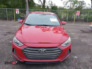2017 Hyundai Elantra SE z VIN 5NPD84LF7HH052757, wystawiony jako IAAI lot #41409185 z przebiegiem 179 954 mil mil oraz . Historia ofert i sprzedaży dostępna na DreamBid. Obrazek 12.