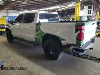 2022 Chevrolet Silverado 1500 LT with VIN 1GCUYDED8NZ167335, listed as a Copart auction lot 88039815 with 117,047 mi miles and Non Repairable. Bid and sale history available at DreamBid. Image 2.