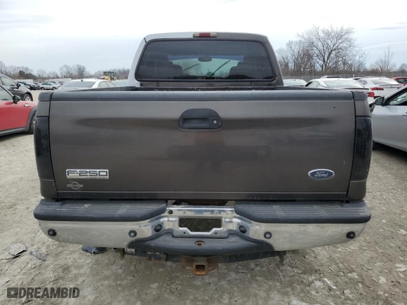 2005 Ford Super Duty F-250 XL with VIN 1FTSW21P05EB21278, listed as a Copart auction lot 46987915 with 0 mi miles and Salvage Title. Bid and sale history available at carsss.com. Image 6.
