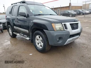 2011 Nissan Xterra S z VIN 5N1AN0NW2BC516750, wystawiony jako IAAI lot #41517051 z przebiegiem 254 662 mil mil oraz . Historia ofert i sprzedaży dostępna na DreamBid. Obrazek 1.