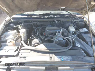 2003 GMC Sonoma SLS with VIN 1GTDT19XX38177336, listed as a IAAI auction lot 41696918 with 126,205 mi miles. Bid and sale history available at carsss.com. Image 10.