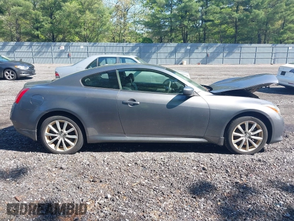 2011 Infiniti G37 x with VIN JN1CV6EL9BM264191, listed as a IAAI auction lot 42194997 with 197,337 mi miles and . Bid and sale history available at carsss.com. Image 13.