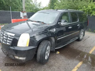 2007 Cadillac Escalade ESV z VIN 1GYFK66827R261571, wystawiony jako IAAI lot #42422302 z przebiegiem 197 501 mil mil oraz . Historia ofert i sprzedaży dostępna na DreamBid. Obrazek 2.