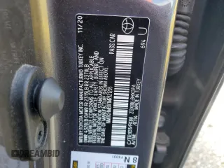 2021 Toyota C-HR LE z VIN NMTKHMBX1MR121205, wystawiony jako Copart lot #52317525 z przebiegiem 73 654 mil mil oraz Nie do naprawy. Historia ofert i sprzedaży dostępna na DreamBid. Obrazek 15.