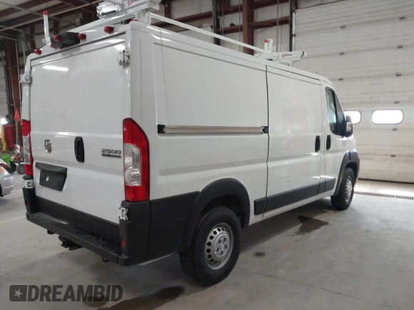 2024 Ram ProMaster Cargo Tradesman with VIN 3C6LRVVG8RE129248, listed as a IAAI auction lot 41985688 with 15,770 mi miles. Bid and sale history available at carsss.com. Image 4.