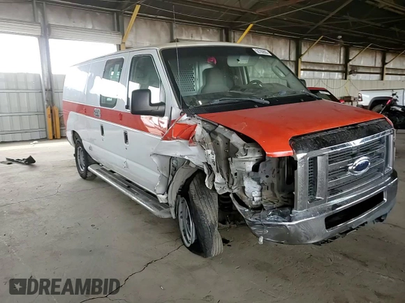 2011 Ford Econoline Cargo Commercial z VIN 1FTNE2EW8BDA87772, wystawiony jako Copart lot #56760605 z przebiegiem 190 358 mil mil oraz Szkoda całkowita • Salvage title. Historia ofert i sprzedaży dostępna na DreamBid. Obrazek 14.