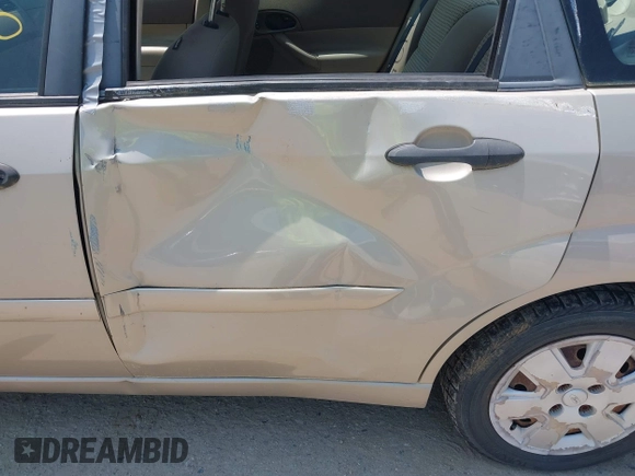 2007 Ford Focus S с VIN 1FAHP34N07W351509, выставлен на аукционе IAAI как лот 42438875 с пробегом 158 399 миль миль и . История ставок и продаж доступна на DreamBid. Изображение 6.
